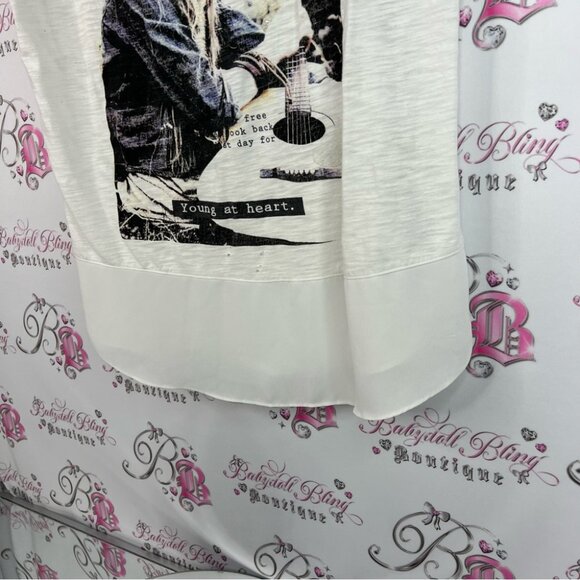 Express tshirt 2 tone mesh bottom hem bling White Graphic Short Sleeve Tee - Picture 3 of 9